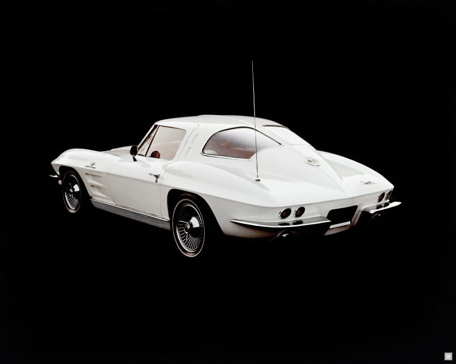  Chevrolet Corvette Stingray 1963 года  (фото 44 из 75)